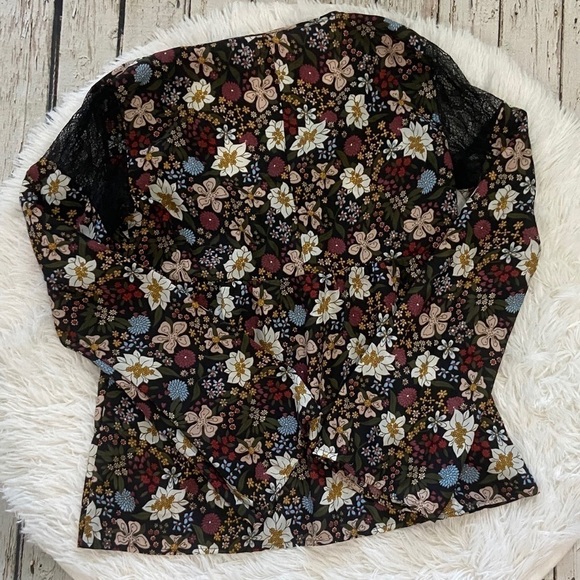 𝅺bcbgeneration floral tunic partial sheer top size XXS - Picture 4 of 6